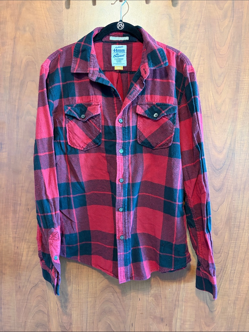 Men's Red & Black Plaid Button-Down Shirt - Casual Workwear